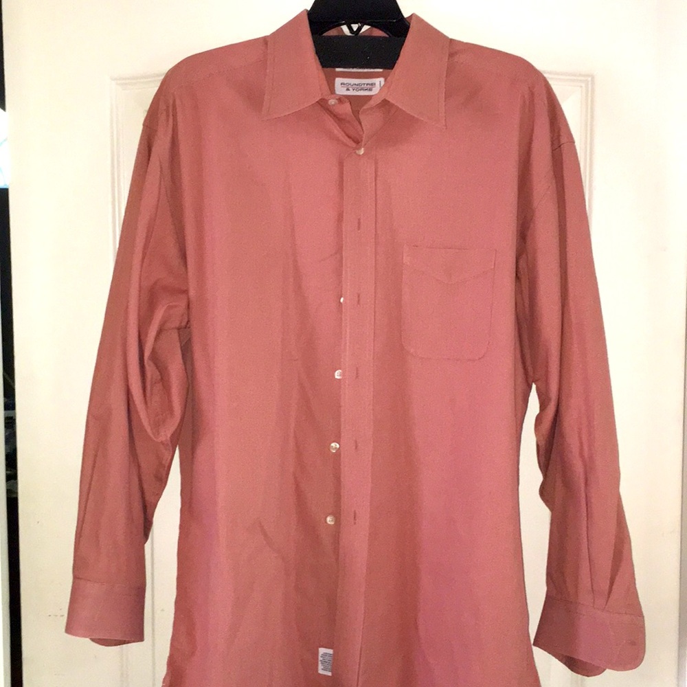Roundtree & Yorke Men’s Dress Shirt